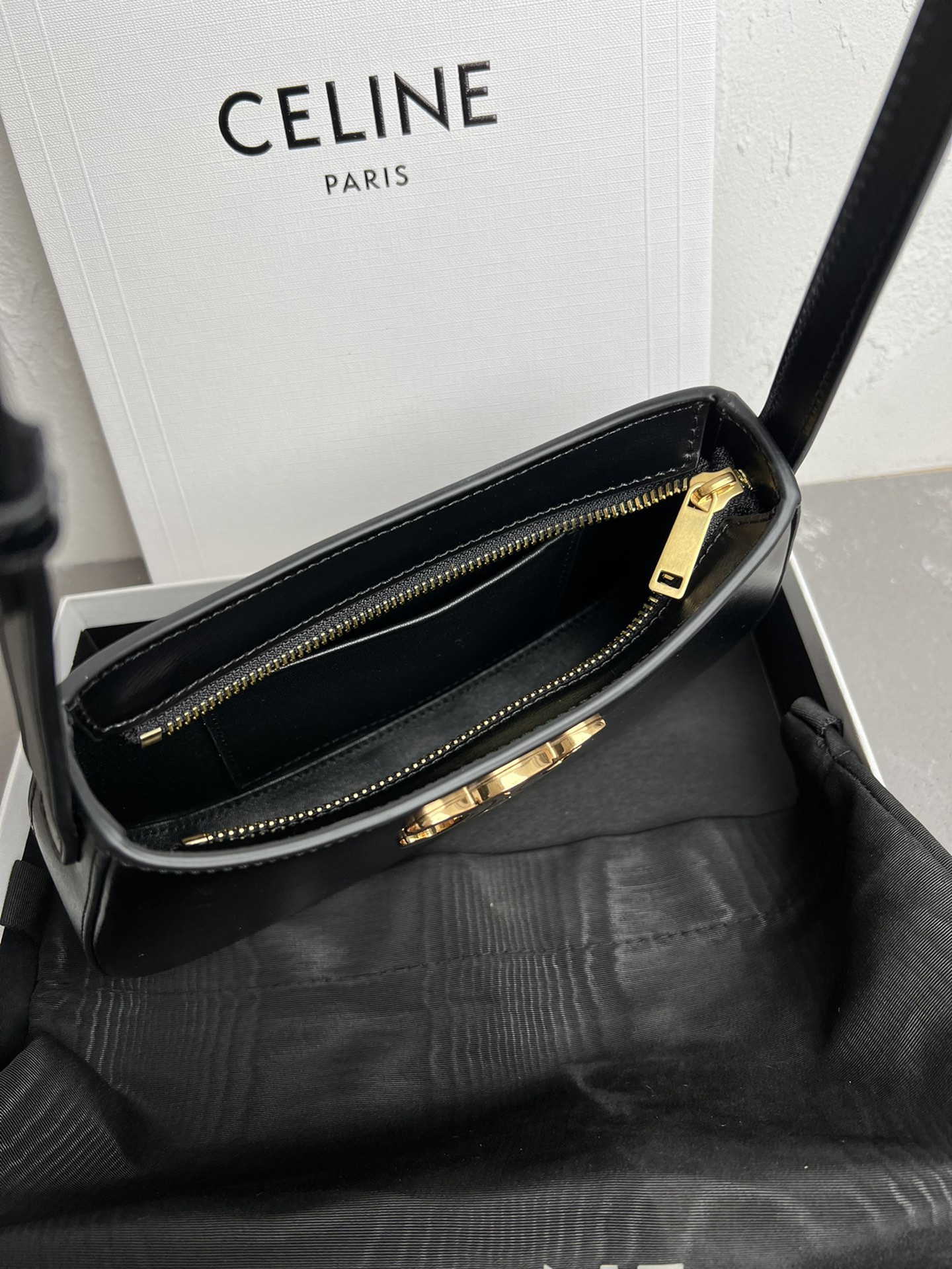 Celine Medium Tilly Bag In Shiny Calfskin Black