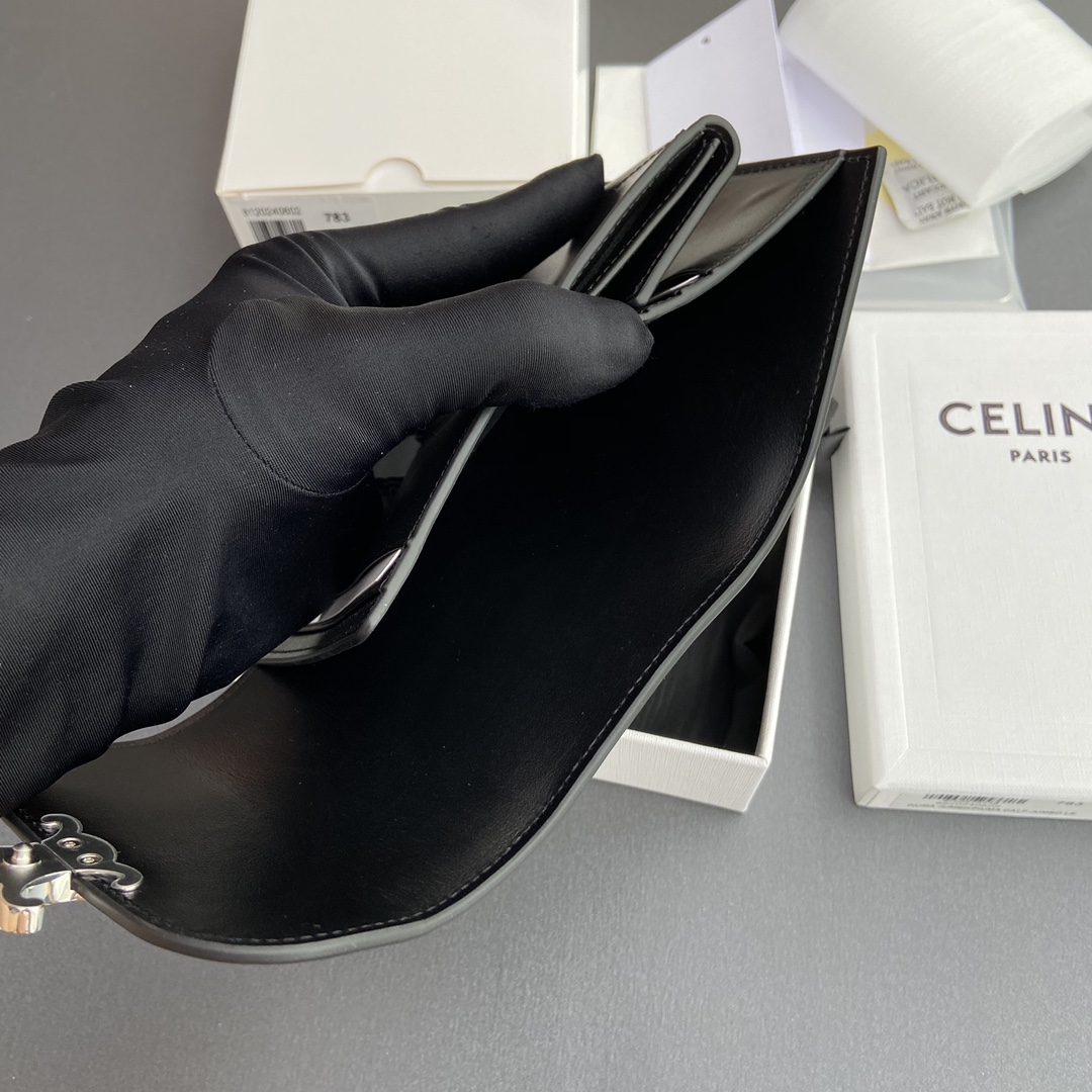 Celine Smlal Flap Wallet Triomphe in Petent Calfskin Black With Silver