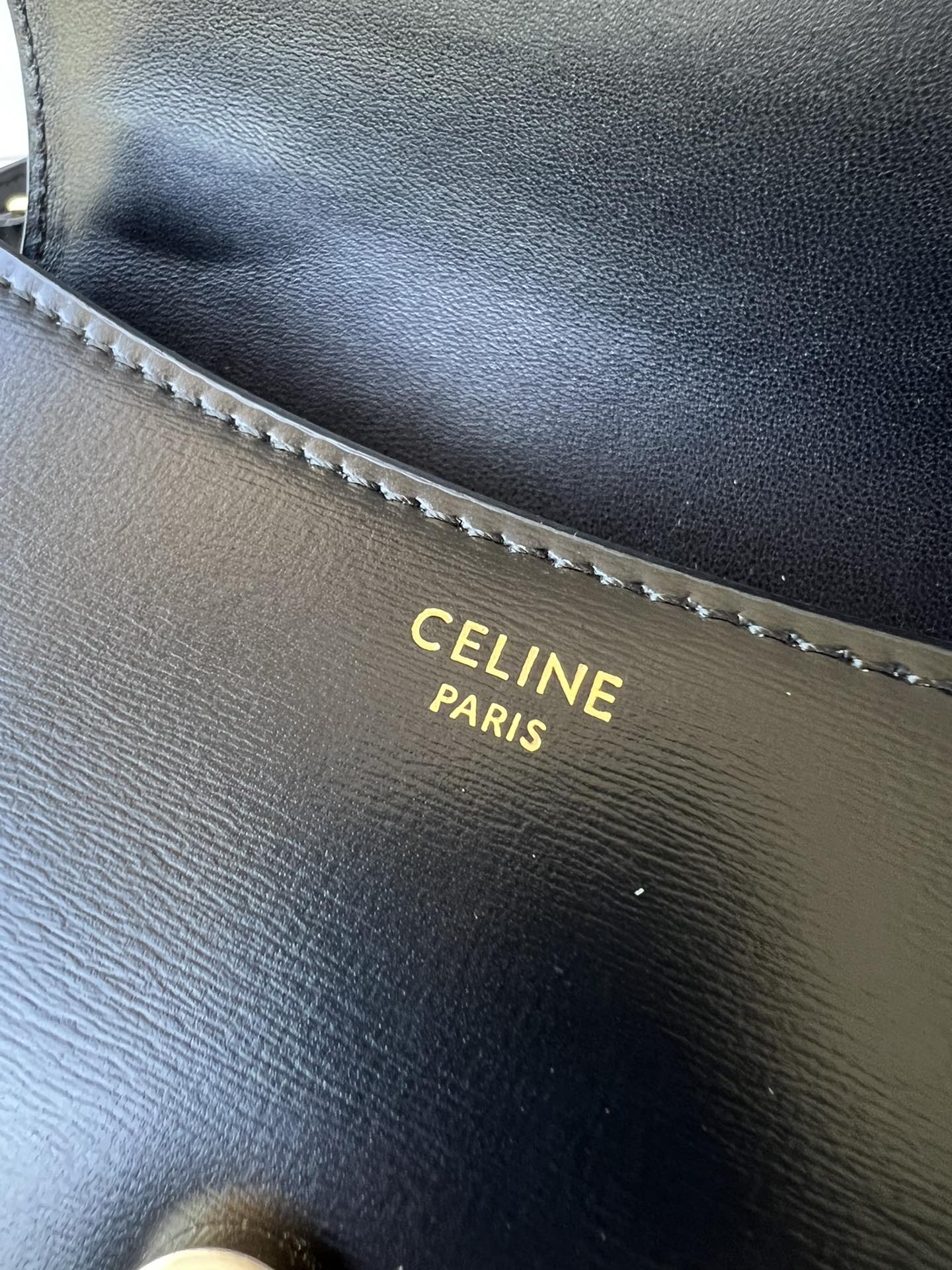 Celine Teen Lola In Shiny Calfskin Black