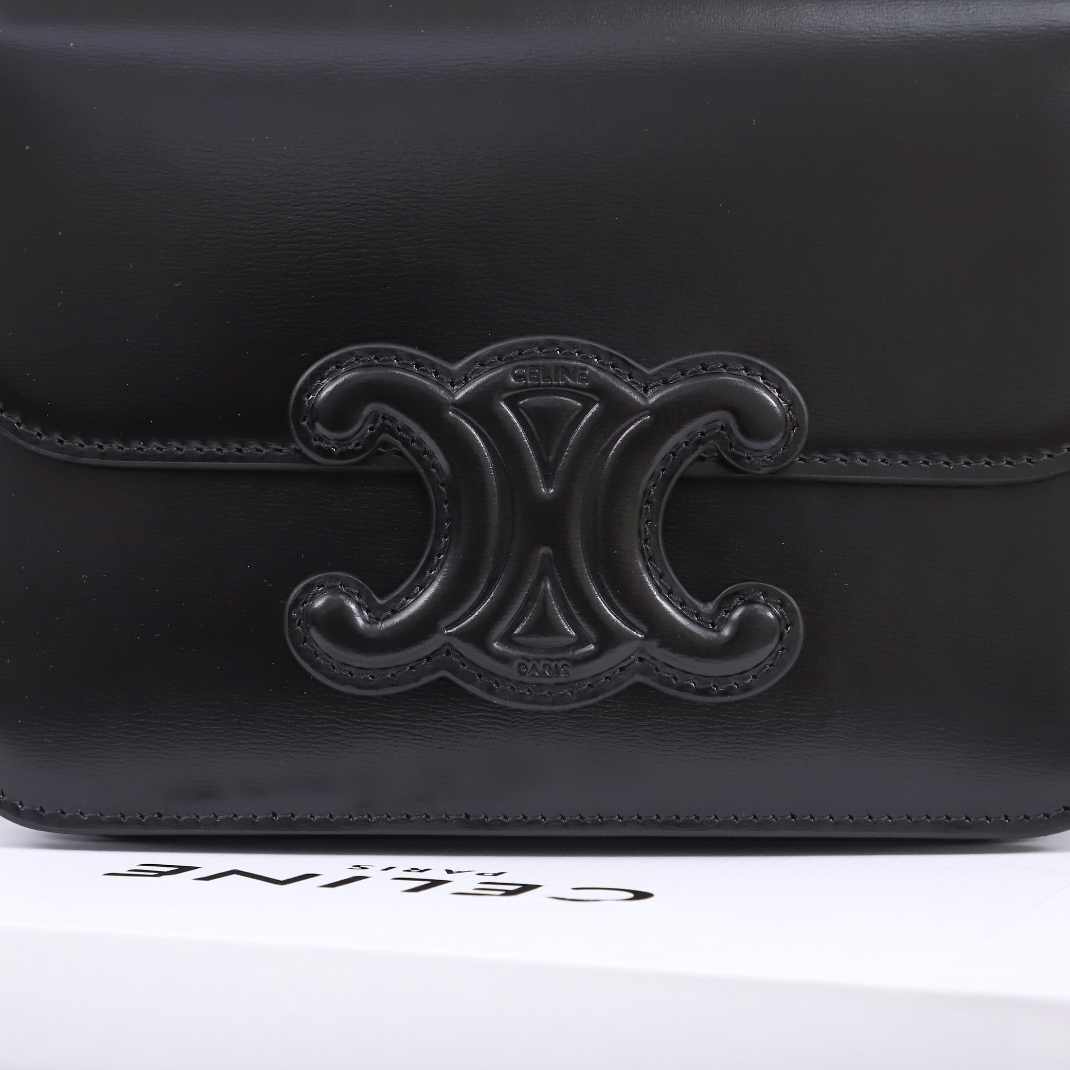 Celine Teen Triomphe Bag In Shiny Calfskin with Black Logo 18.5cm