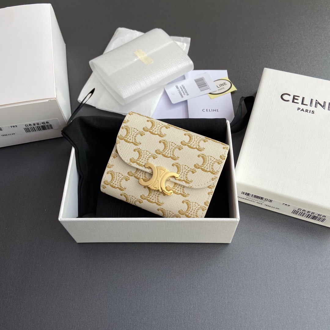 Celine Wallet-11