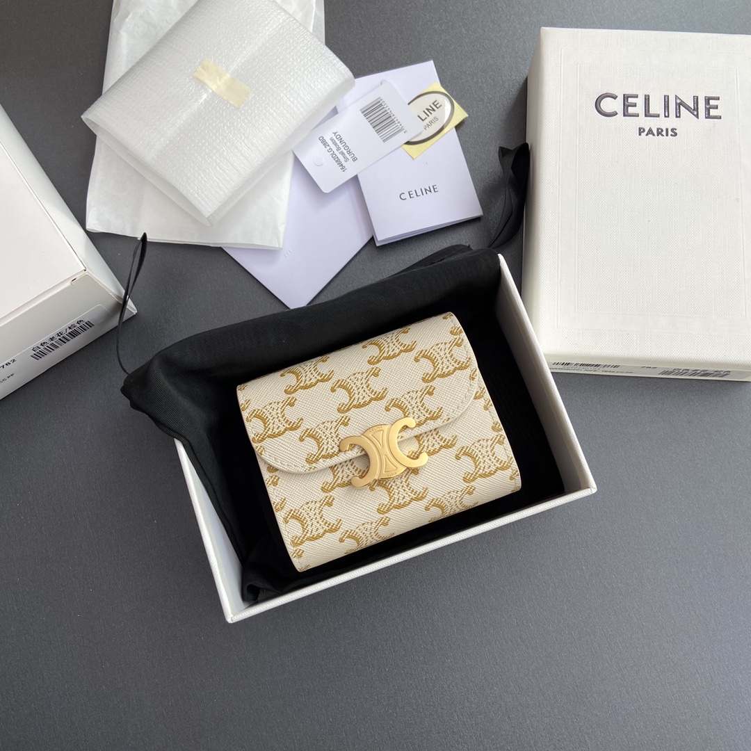 Celine Wallet-11