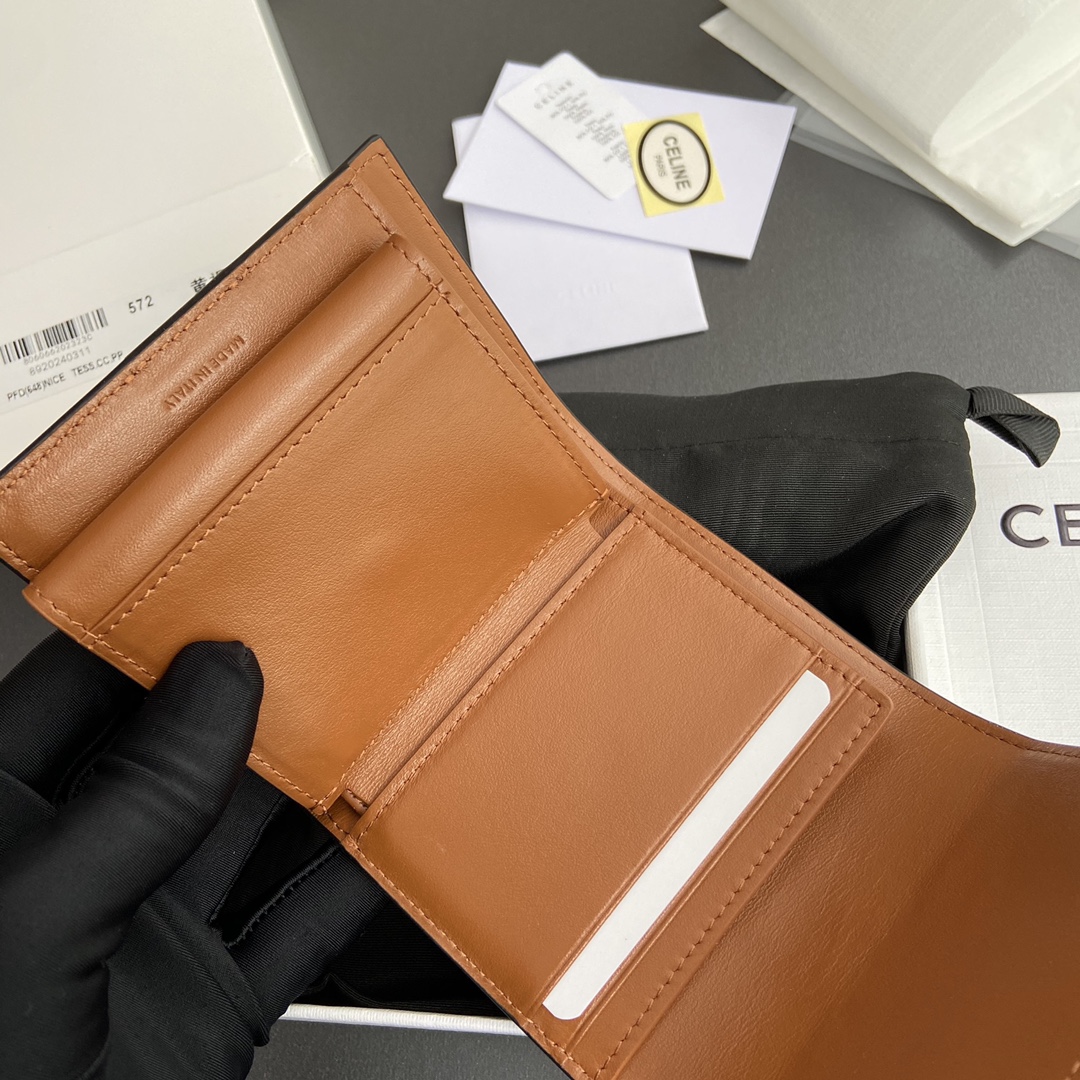 Celine Wallet-14