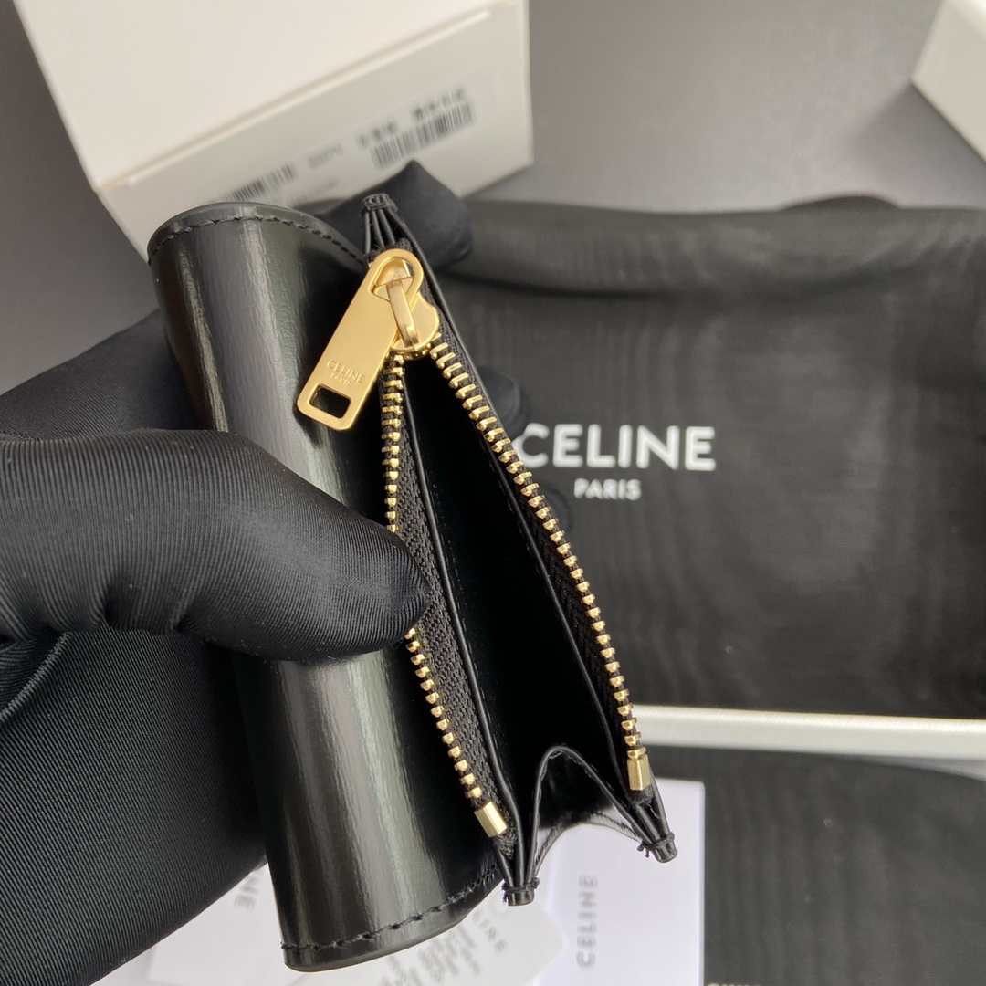 Celine Wallet-16