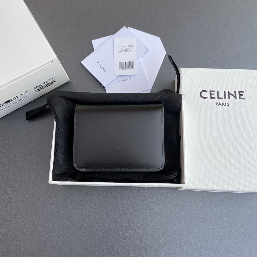 Celine Wallet-2