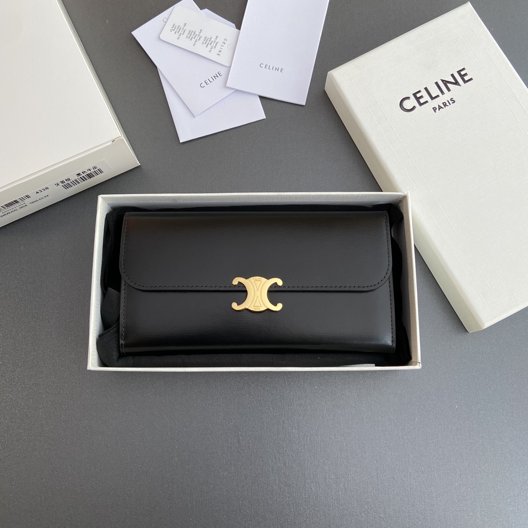 Celine Wallet-6