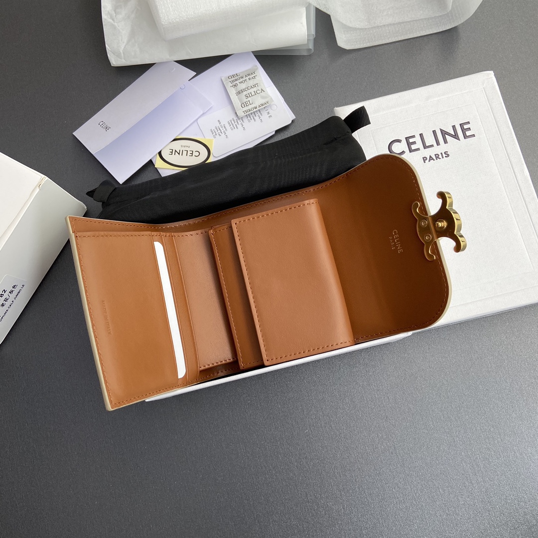 Celine Wallet-9