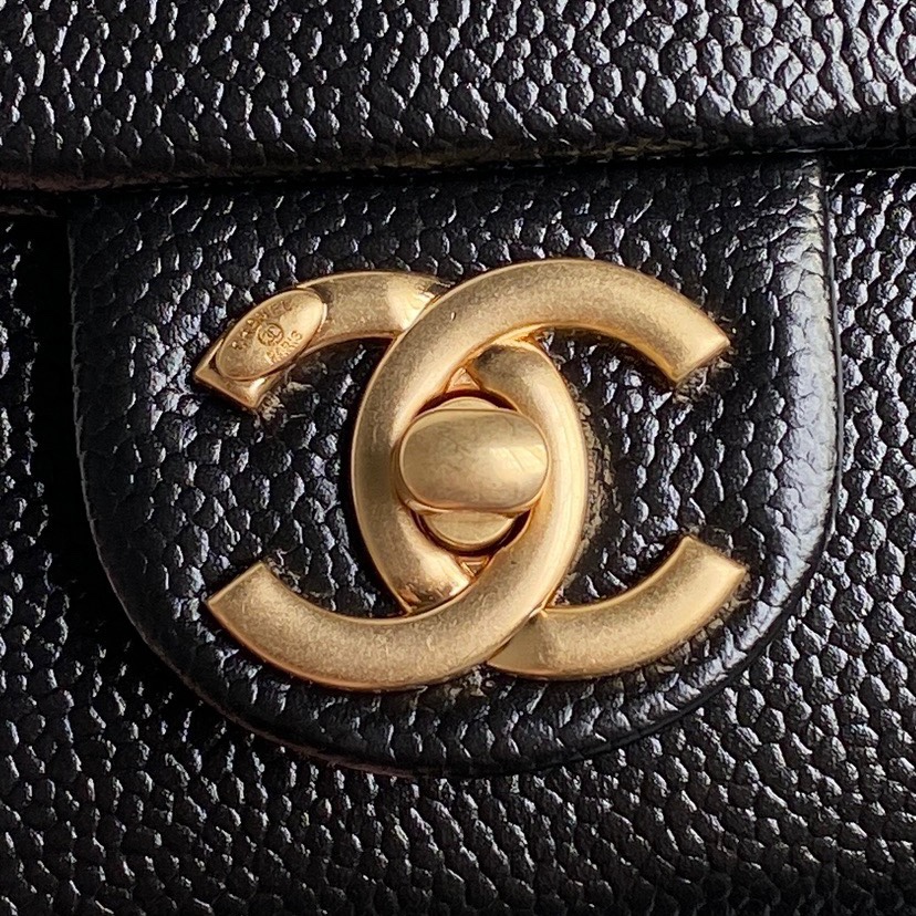 Chanel  AS5182 Maxi Clutch Bag Grained Shiny Calfskin Gold-Tone Metal Black