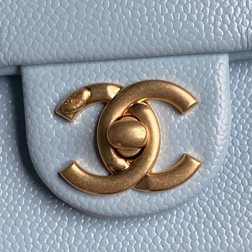 Chanel  AS5182 Maxi Clutch Bag Grained Shiny Calfskin Gold-Tone Metal Blue