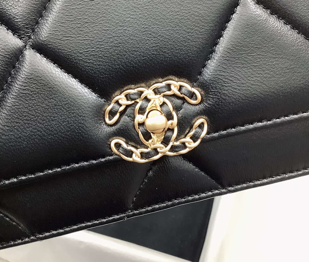 Chanel 19 Bag Shiny Lambskin Gold-Tone Silver-Tone Ruthenium-Finish Metal Black