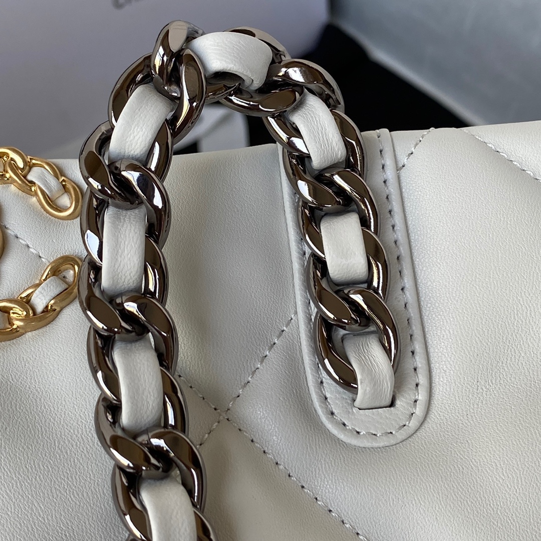 Chanel 19 Shopping Bag Lambskin Gold-Tone Silver-Tone Ruthenium-Finish Metal White AS3519