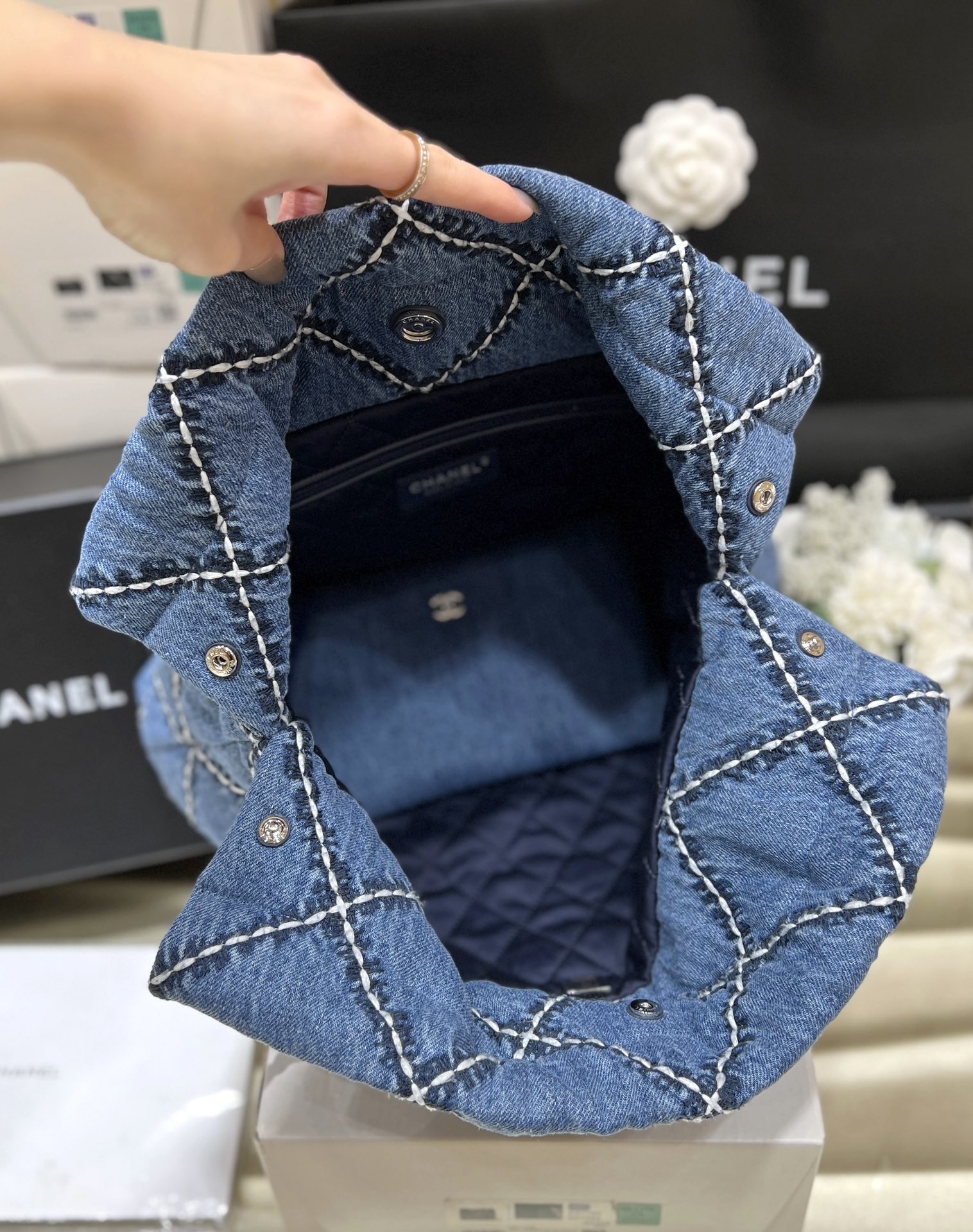 Chanel 22 AS3980 Large Handbag Stitched Denim Silver Tone Metal Blue
