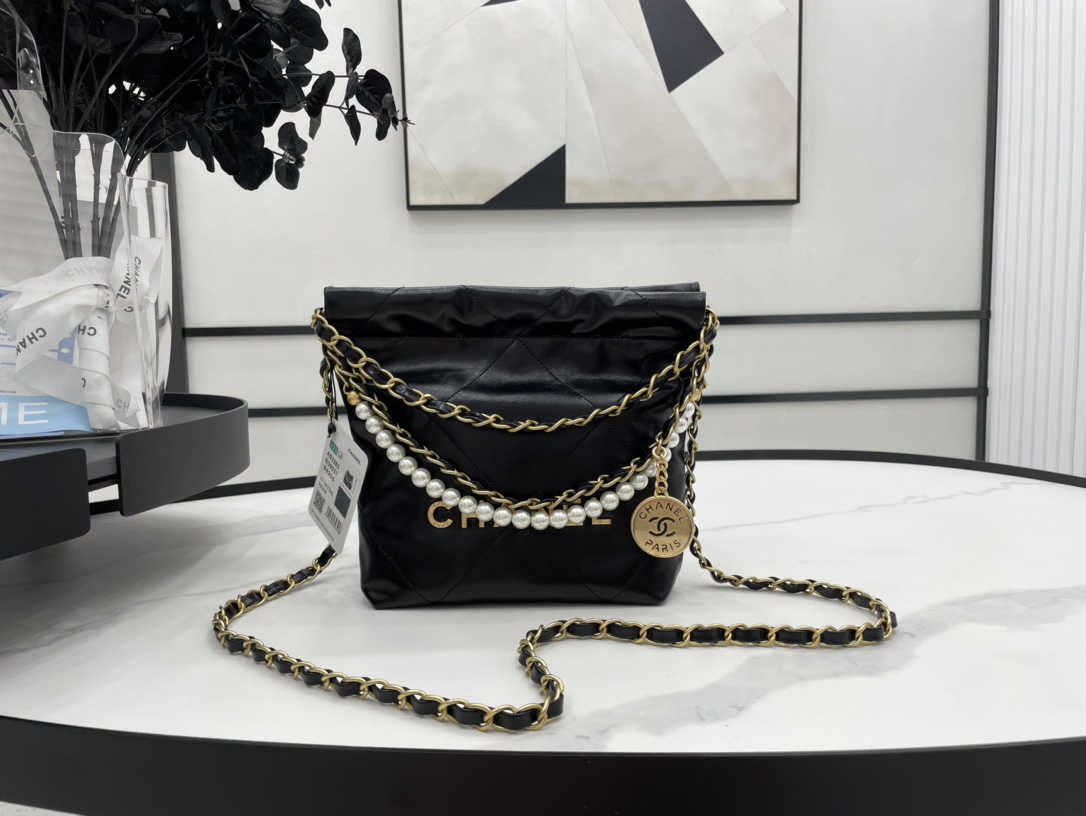 Chanel 22 Hanbag Black Calfskin With Black-Tone Metal With Pearl Shoulder Strap Mini Size 18cm