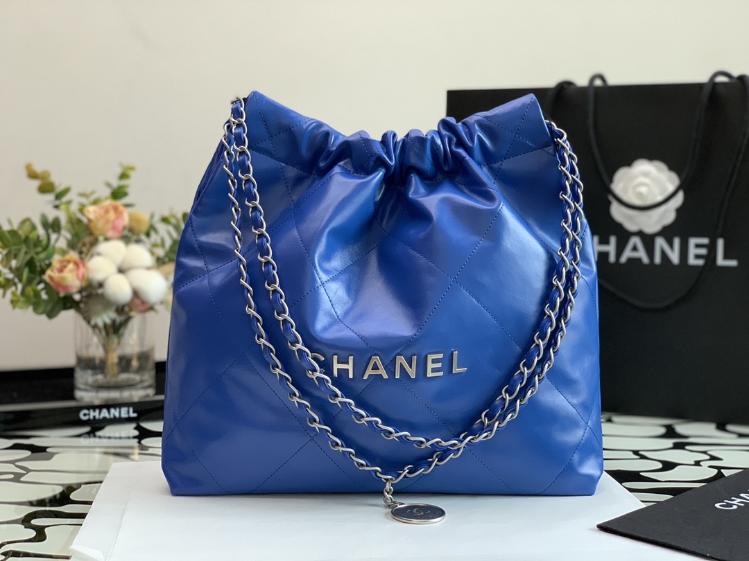 Chanel 22 Hanbag Blue Calfskin With Silver-Tone Metal Medium 35cm