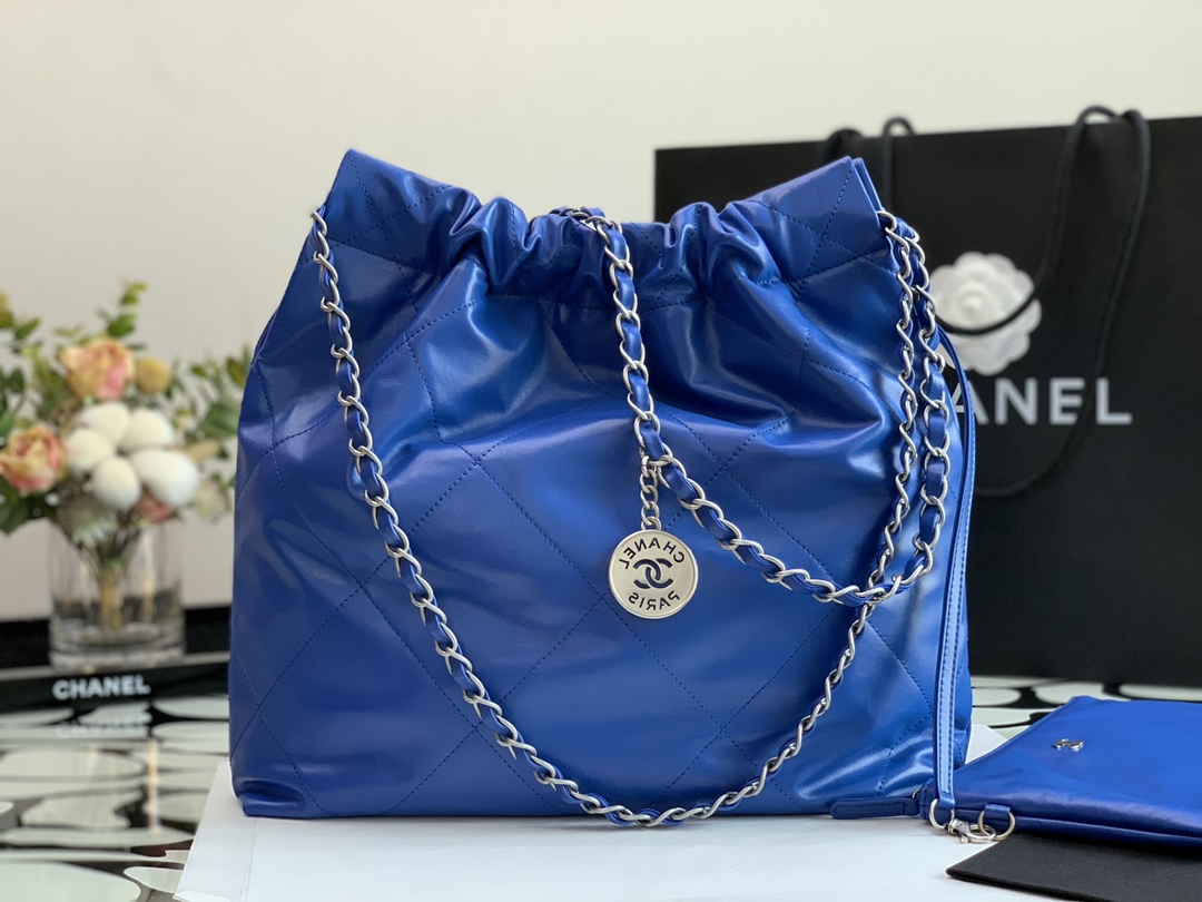 Chanel 22 Hanbag Blue Calfskin With Silver-Tone Metal Medium 35cm