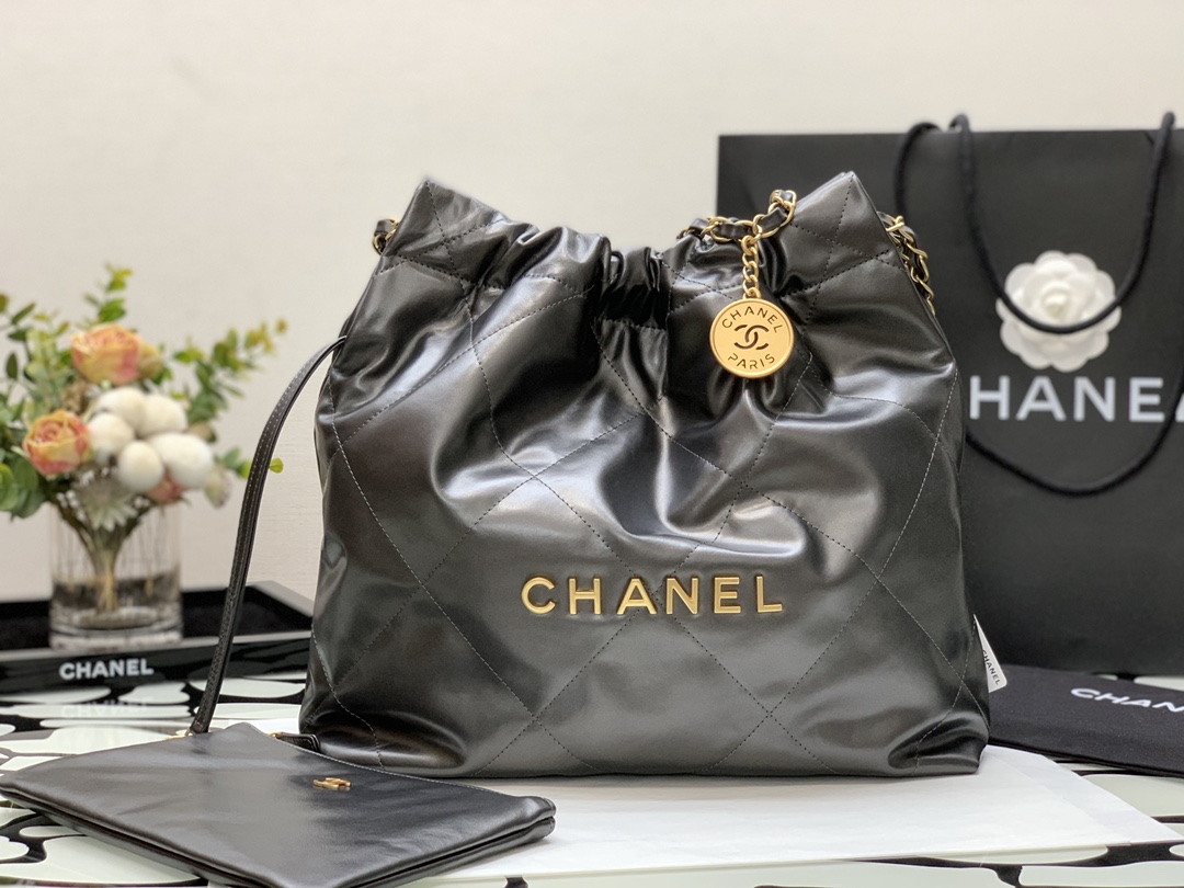 Chanel 22 Hanbag Gray Calfskin With Gold-Tone Metal Small Size 30cm