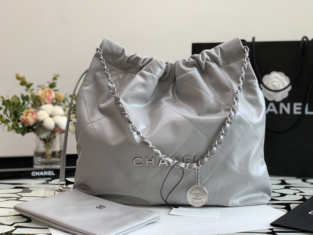 Chanel 22 Hanbag Gray Calfskin With Silver-Tone Metal Small Size 30cm