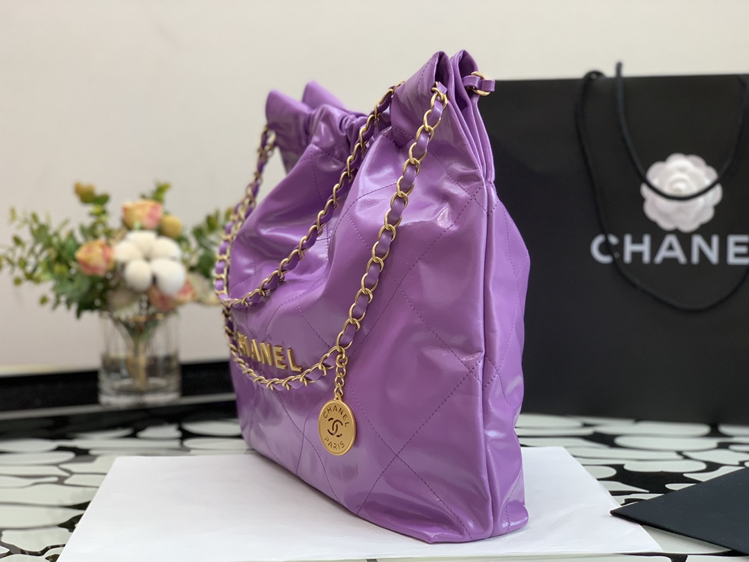 Chanel 22 Hanbag Purple Calfskin With Gold-Tone Metal  Small Size 30cm