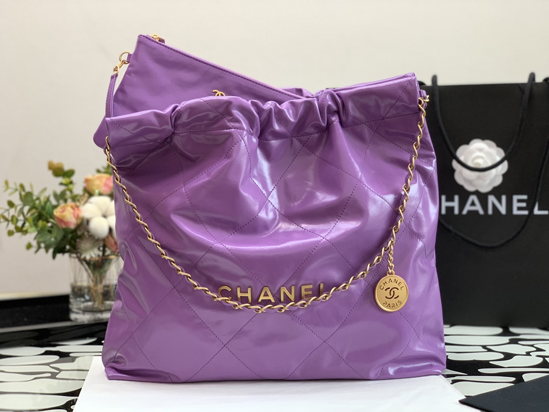 Chanel 22 Hanbag Purple Calfskin With Gold-Tone Metal  Small Size 30cm