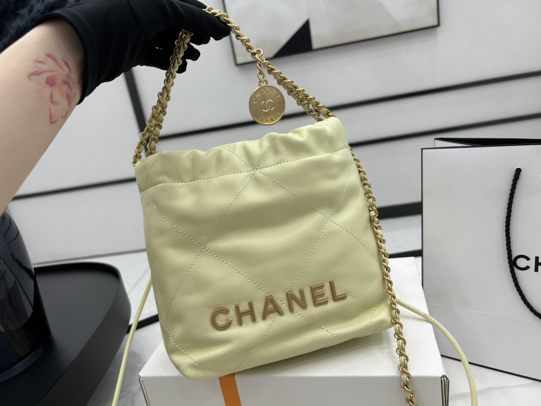 Chanel 22 Mini Handbag Shiny Calfskin Gold-Tone Metal Light Yellow