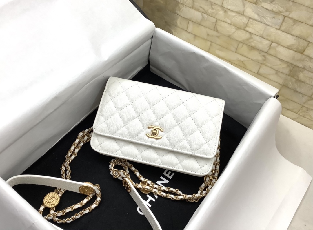 Chanel 22A Twist Your Buttons Wallet on Chain WOC in White Caviar