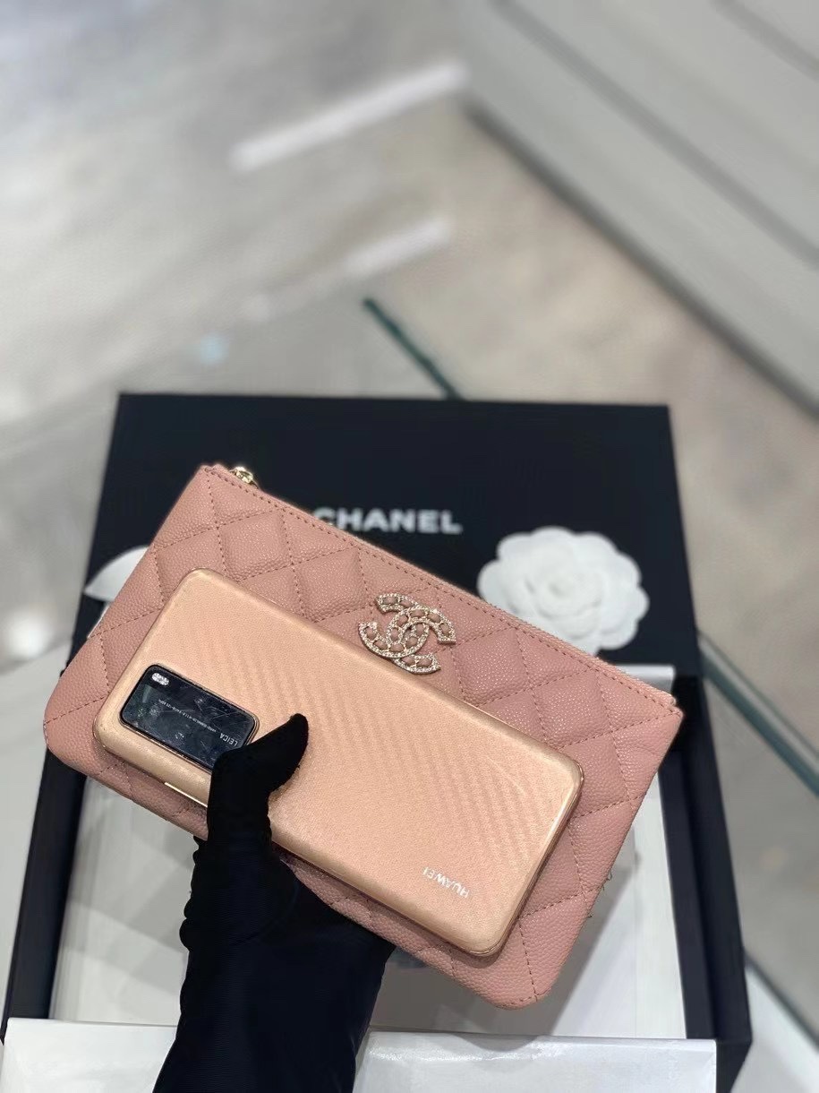 Chanel 22S Clutch Caviar Pink Leather with Diamonds