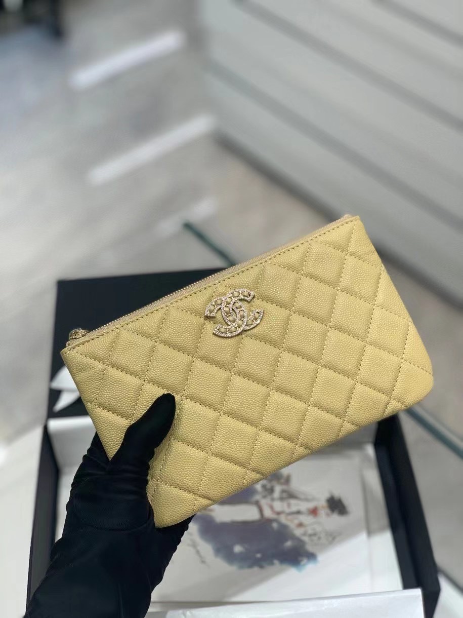 Chanel 22S Clutch Caviar Yellow Leather with Diamonds