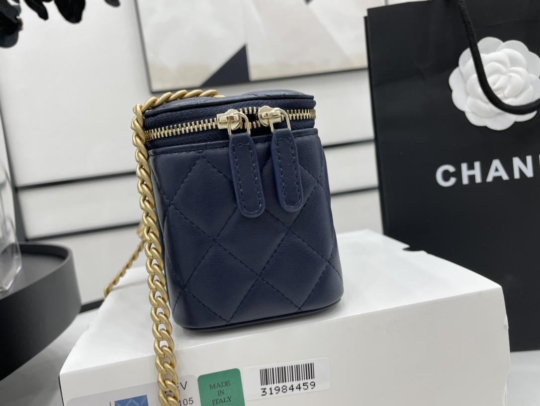 Chanel 22k Box Bag Lambskin Blue Leather A68105