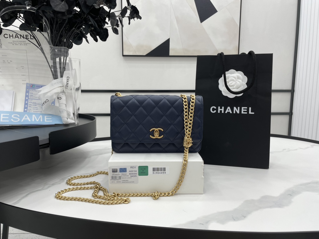 Chanel 22k Woc Wallet on Chain Lambskin Blue Leather A68104