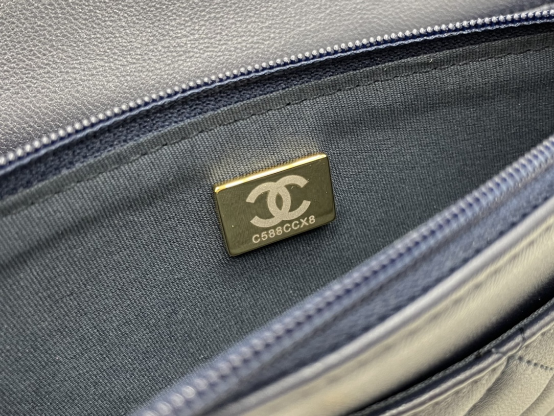 Chanel 22k Woc Wallet on Chain Lambskin Blue Leather A68104