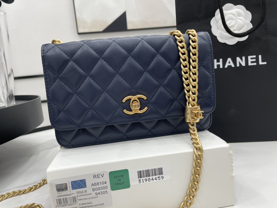 Chanel 22k Woc Wallet on Chain Lambskin Blue Leather A68104