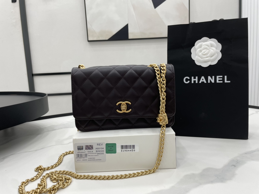 Chanel 22k Woc Wallet on Chain Lambskin Brown Leather A68104