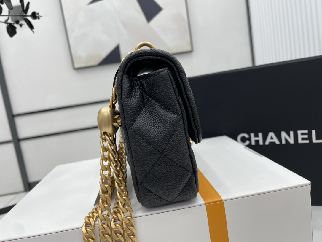 Chanel 23P AS3829 Heart Chain Adjustable Buckle CC Logo Mini Flap Bag Black Grained Calfskin