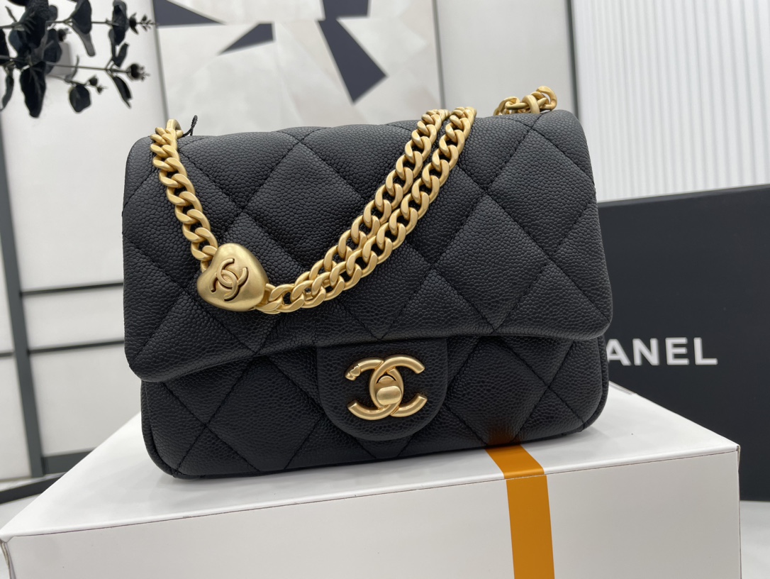 Chanel 23P AS3829 Heart Chain Adjustable Buckle CC Logo Small Flap Bag Black Grained Calfskin