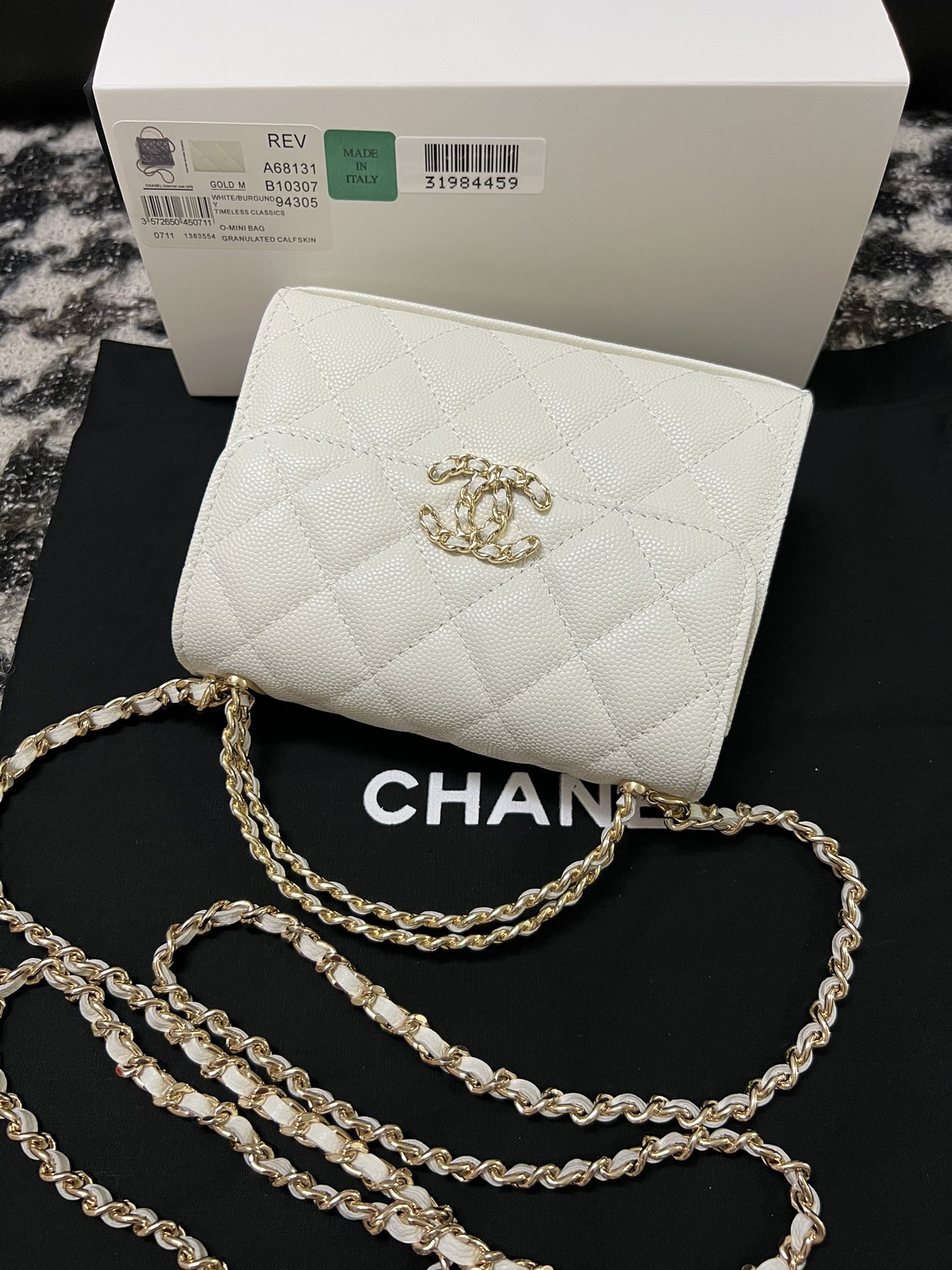 Chanel 23P Small Kelly Top Handle Handbag White