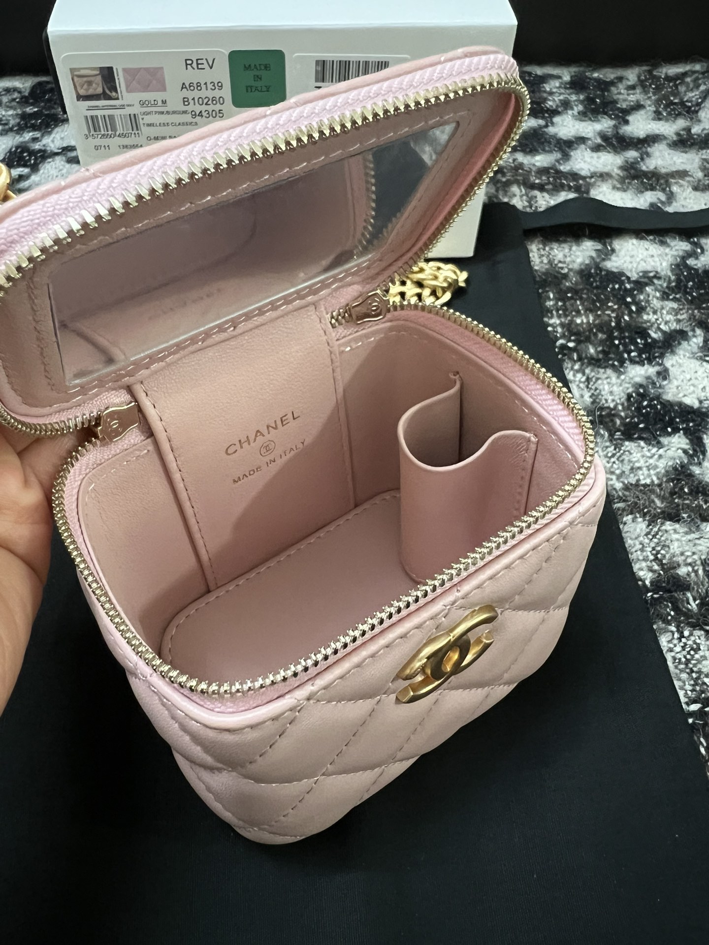 Chanel 23S Mini Box Bag with Adjustable Camellia Chain PInk