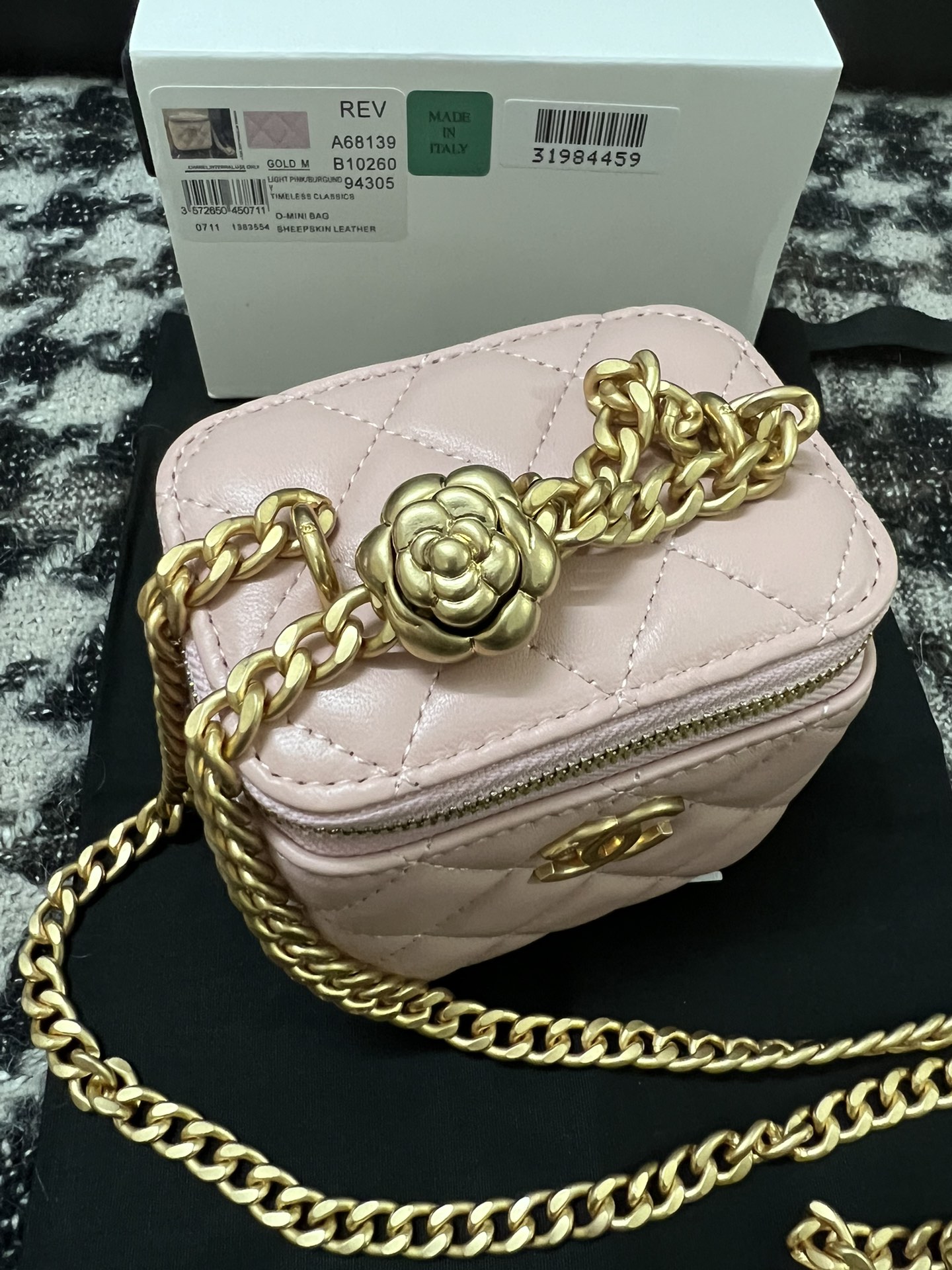 Chanel 23S Mini Box Bag with Adjustable Camellia Chain PInk