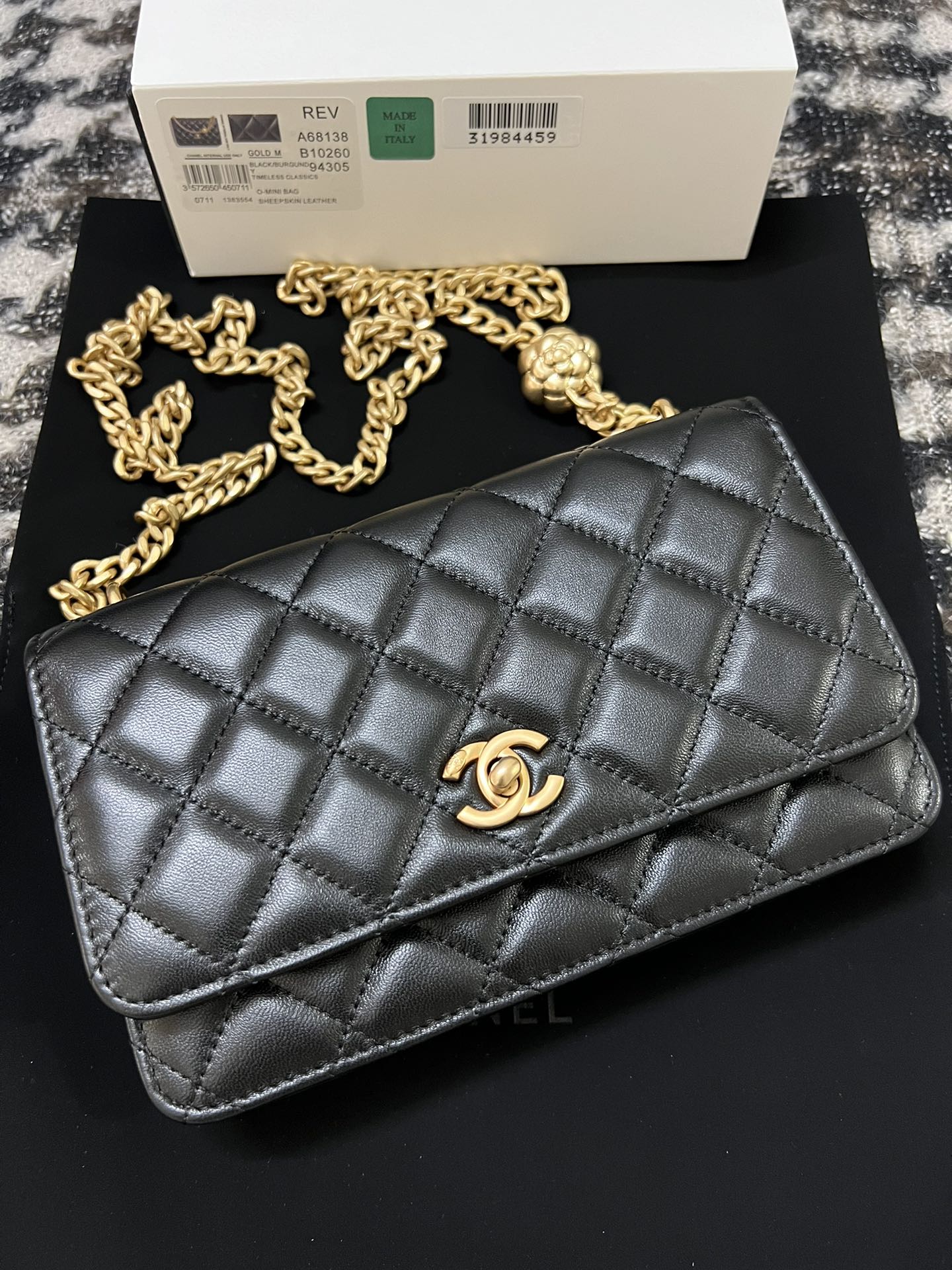 Chanel 23S Woc Wallet On Chain Black With Adjustable Camellia Buckle