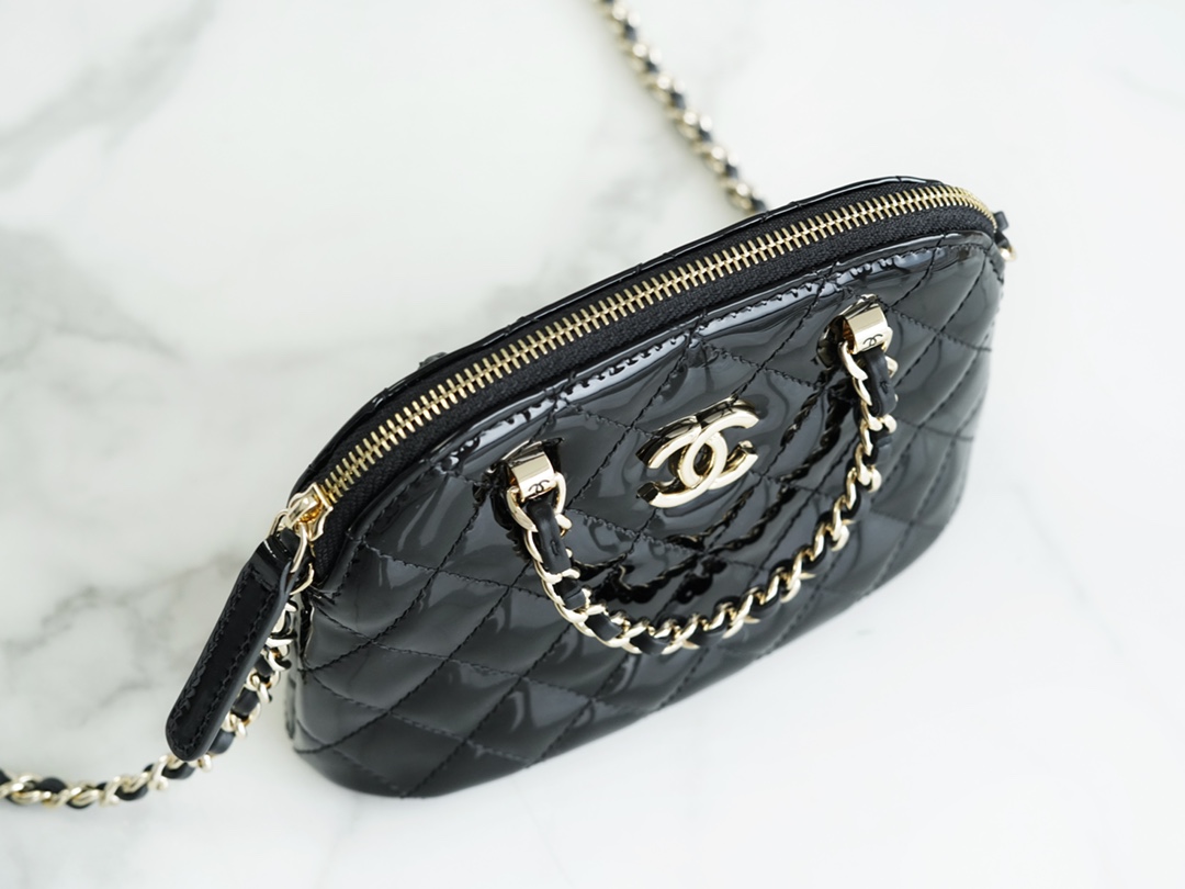 Chanel 23s Small Retro Shoulder Bags Black Shiny