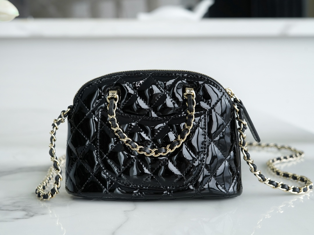 Chanel 23s Small Retro Shoulder Bags Black Shiny