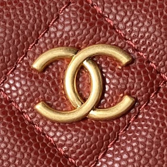 Chanel 24A AP4064 Vanity Case With Mirror Grained Calfskin Metal Red