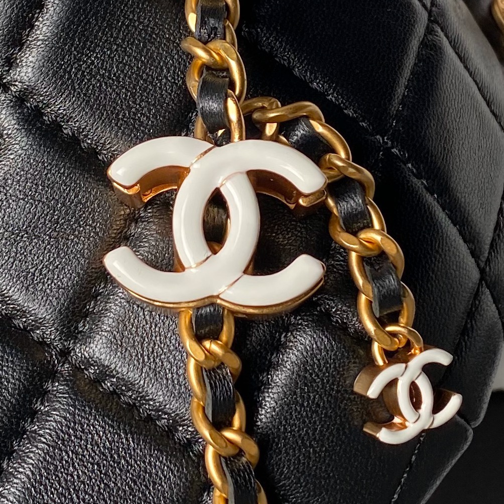 Chanel 24A AS4113 Double C Waist Bag Shiny Lambskin Gold-Tone Metal Black