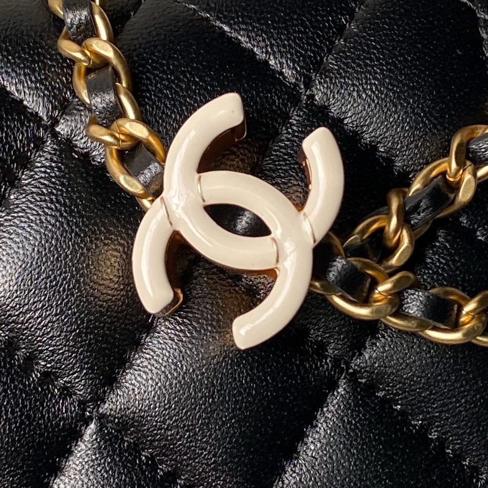 Chanel 24A Chanel CC Adjustable Buckle Chain Strap Wallet on Chain  AP3938