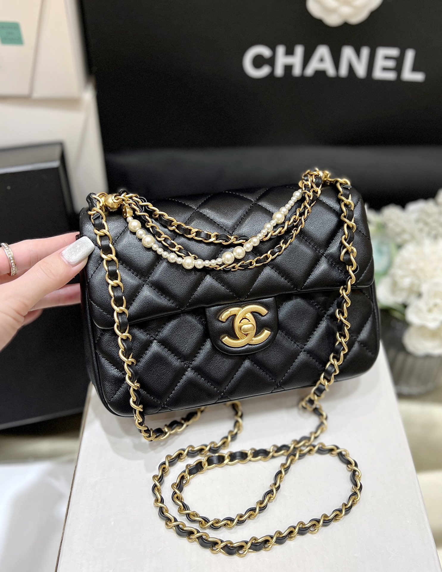 Chanel 24P AS4384 Black Lambskin