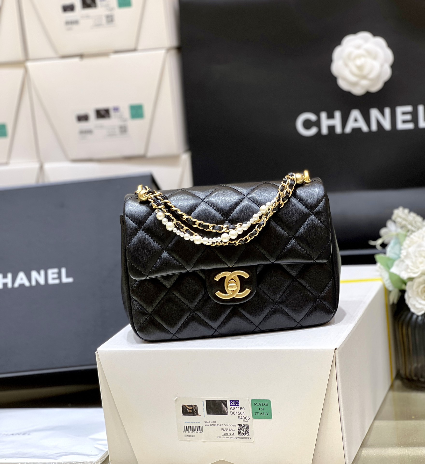 Chanel 24P AS4384 Black Lambskin