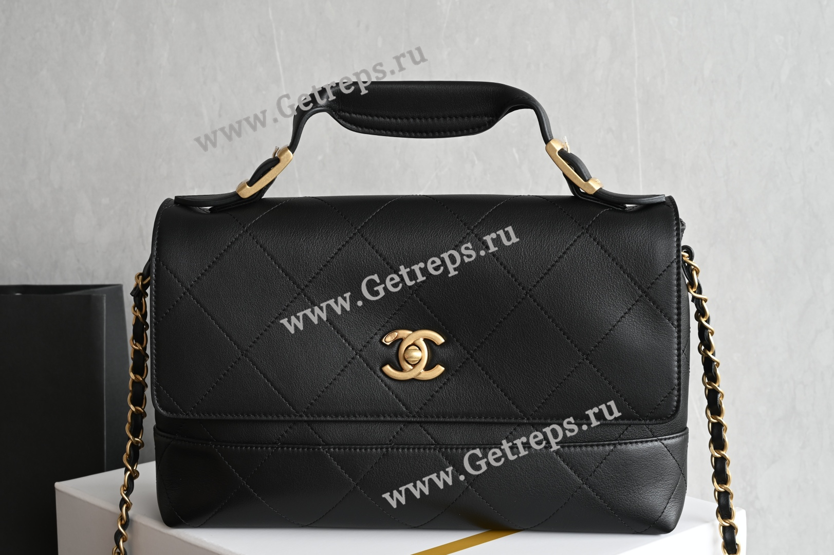 Chanel 25 Messenger Bag Black-1