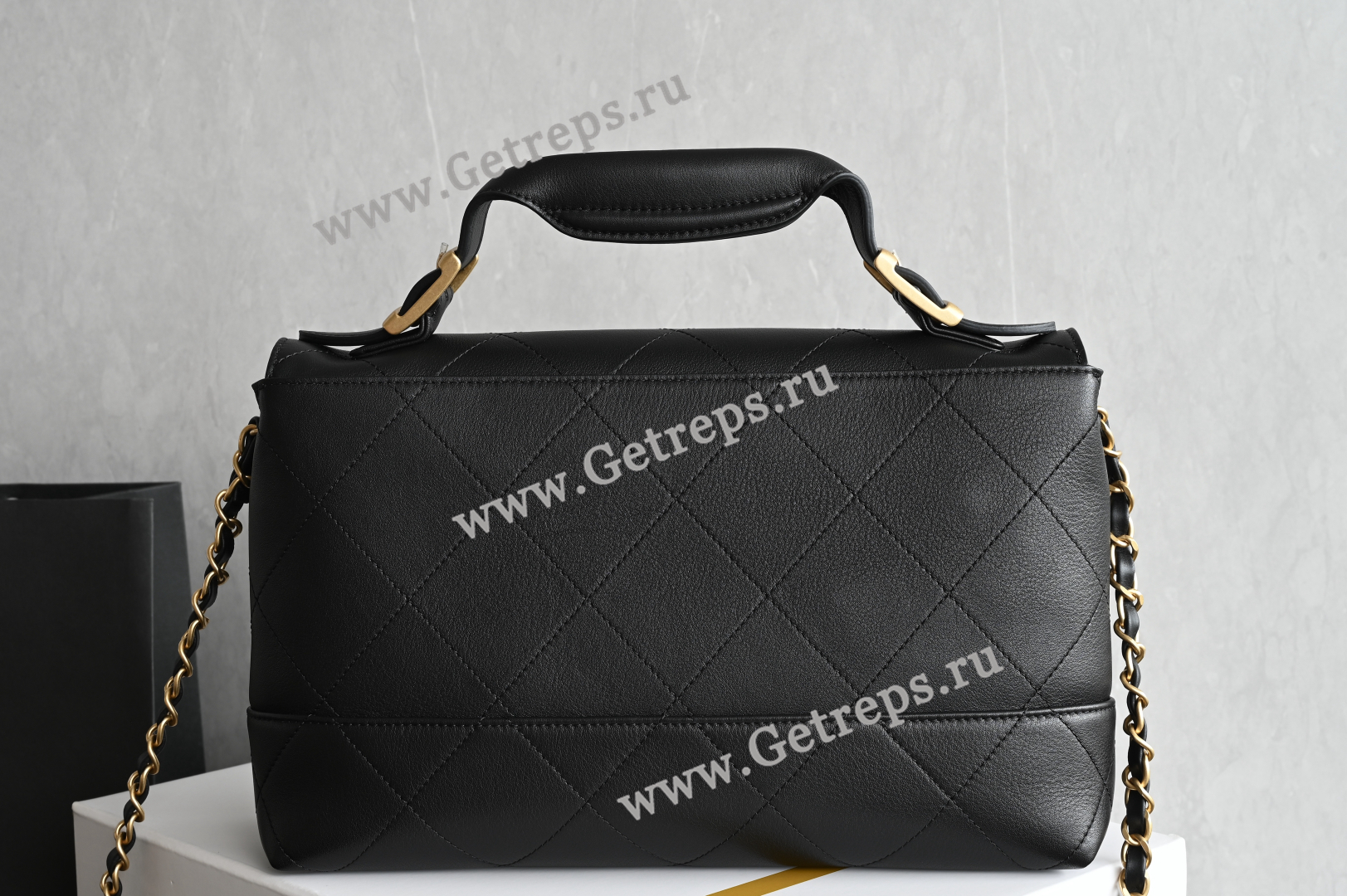 Chanel 25 Messenger Bag Black-1