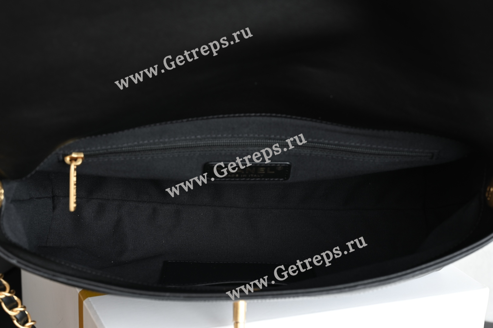 Chanel 25 Messenger Bag Black-1