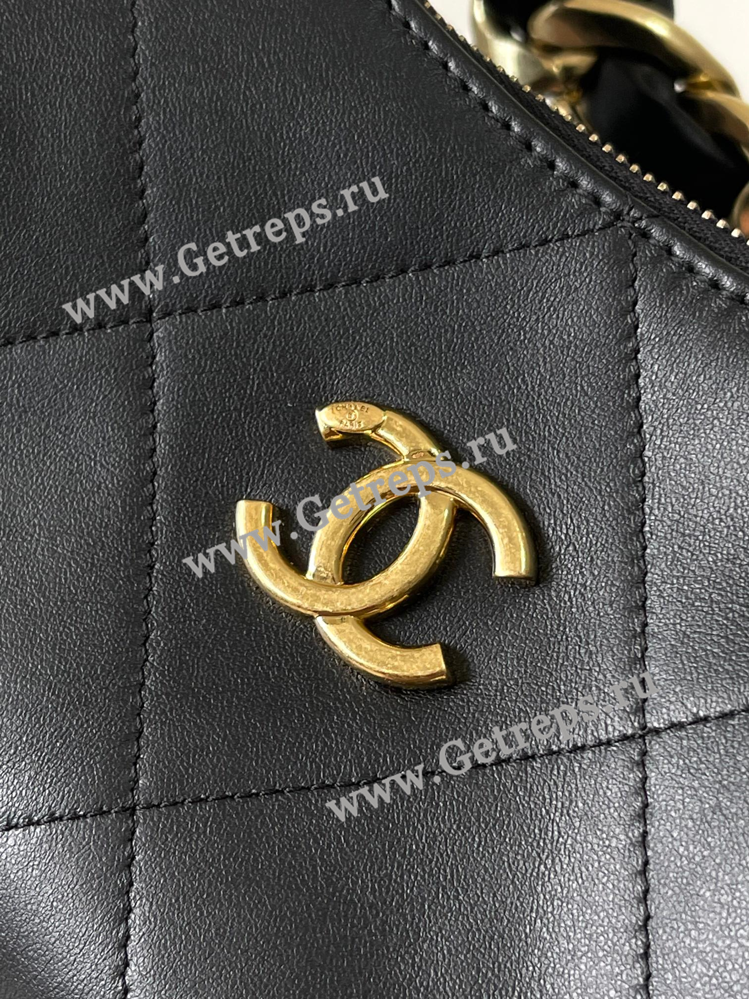 Chanel 25k Hobo Bag