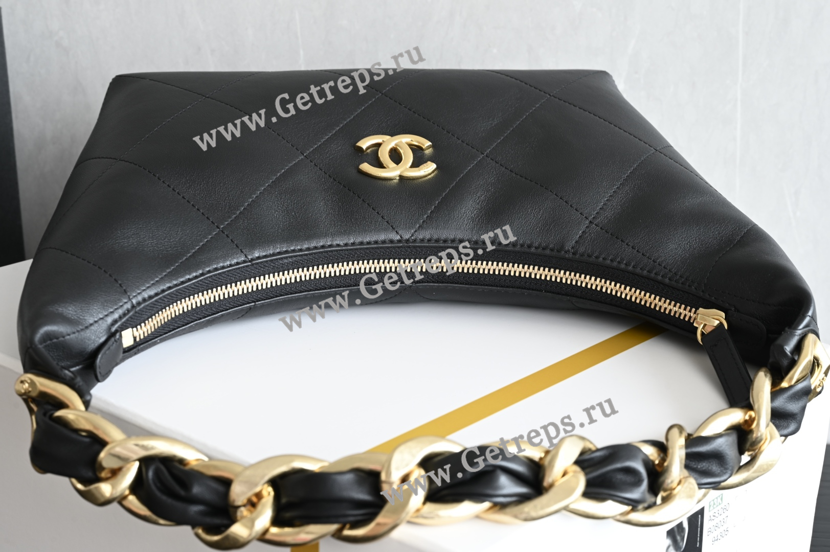 Chanel 5837 Hobo Bag Black